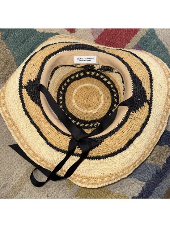 $192 Sensi Studio Montana Beach Hat Natural Beige straw Ecuadorian Frayed Sunhat main image 5